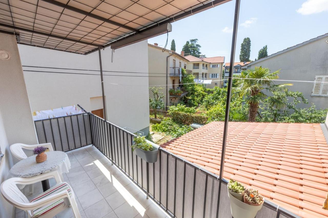 Apartment Oleander Malinska Εξωτερικό φωτογραφία