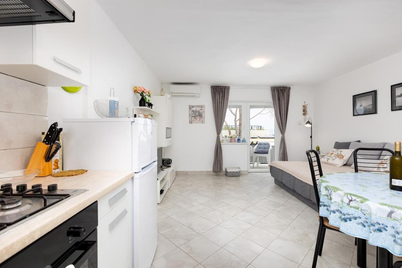 Apartment Oleander Malinska Εξωτερικό φωτογραφία